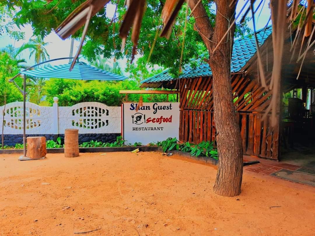 Shan Guest And Restaurant 尼拉瓦利 外观 照片